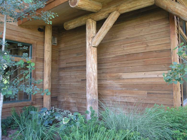 Poles and Siding Close-Up / A closer view of the TWII poles and siding